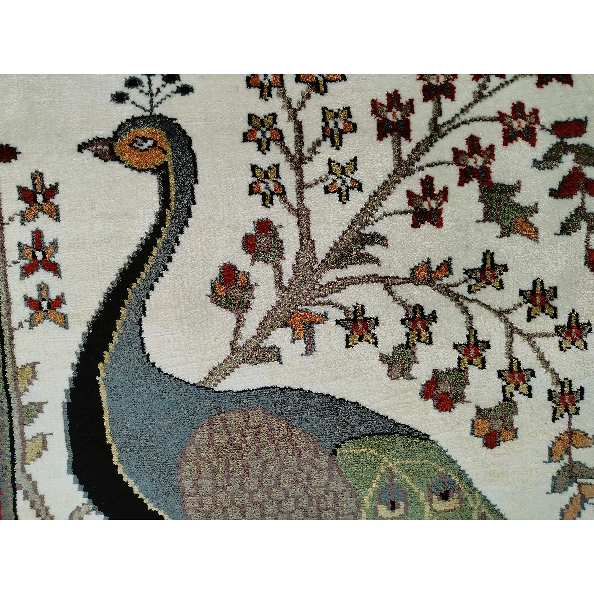 2x3 Feet Handmade Peacock viscose Carpet White - Image 4