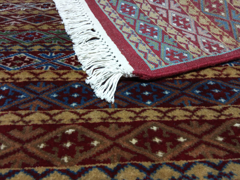 3ft×5ft Red & Multi Hand Knotted Wool Carpet Zanjeera - Image 4