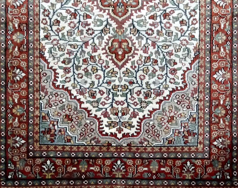 3ft×5ft Hand Knotted Persian Carpet White - Image 3