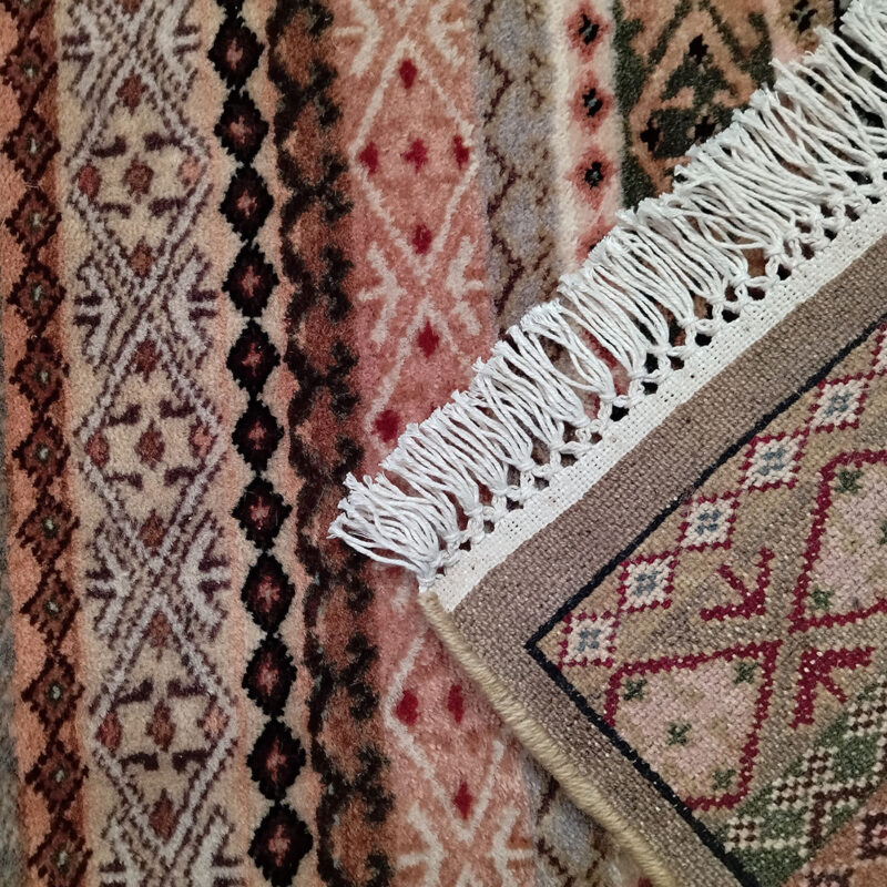 3×5 Feet Multicolor Handmade Wool Carpet - Image 3