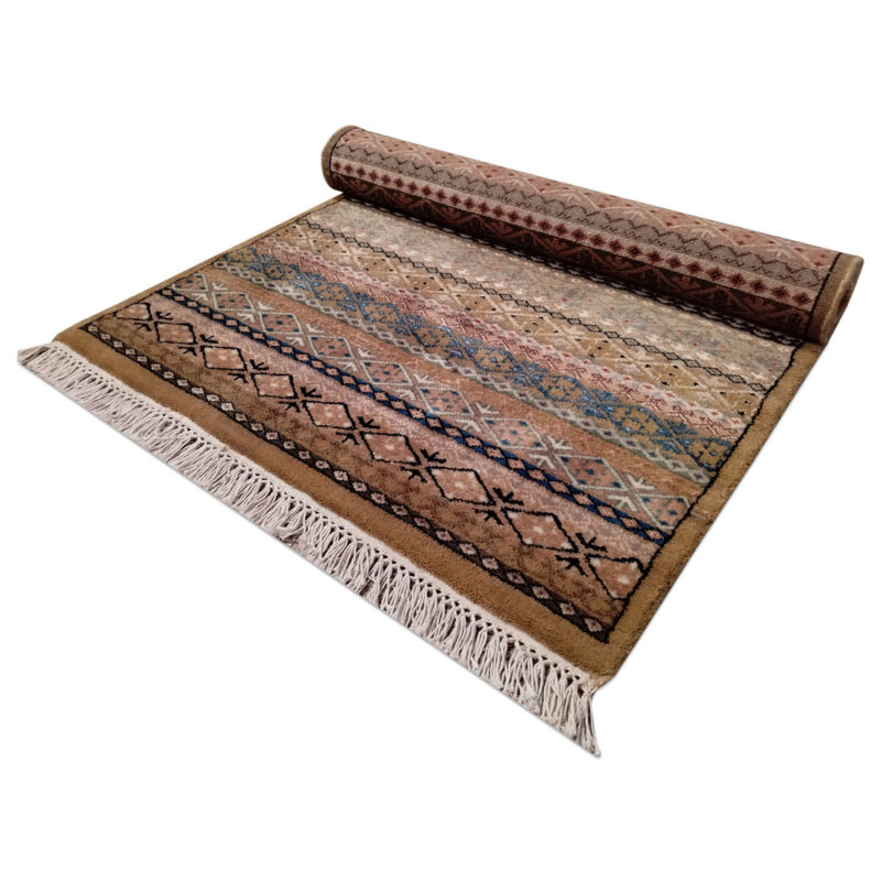 3×5 Feet Multicolor Handmade Wool Carpet - Image 4