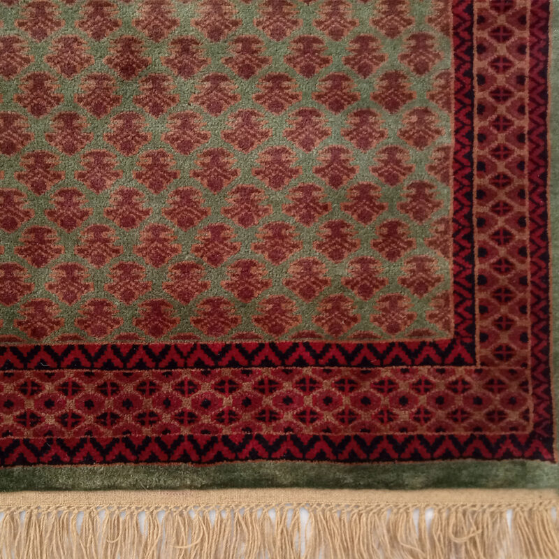 3×5 Feet Green Hand Knotted Lichi Wool Carpet - Image 3