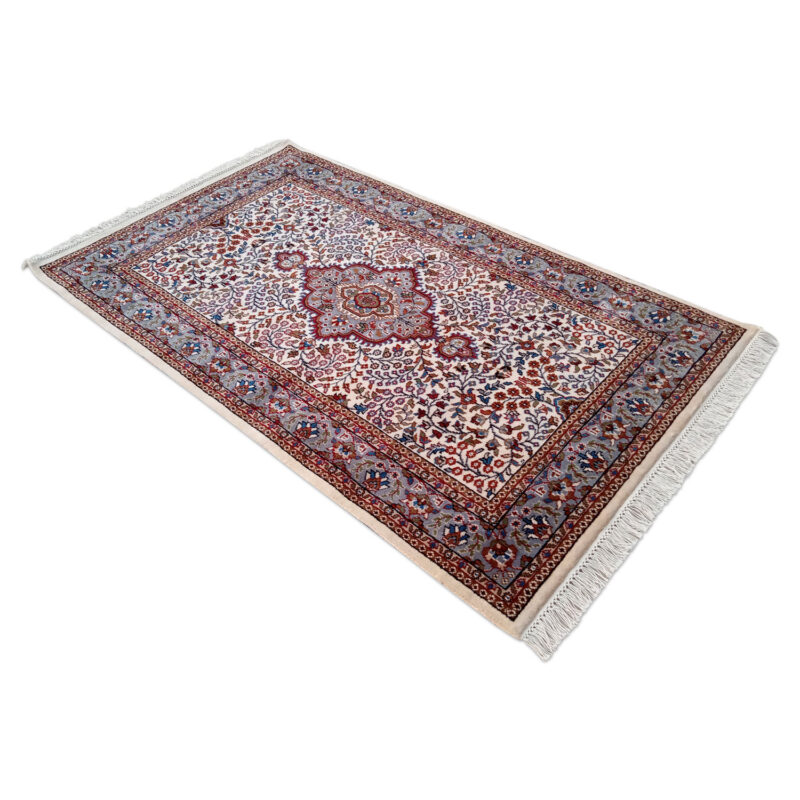 4×6 Feet White Hand Knotted Kashan Carpet - Image 3