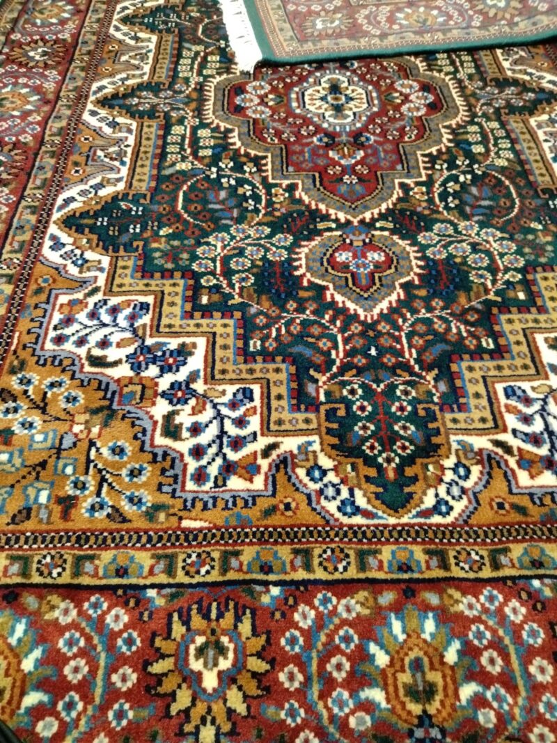 5ft×7ft Green Hand Knotted Persian Carpet Wool - Image 4