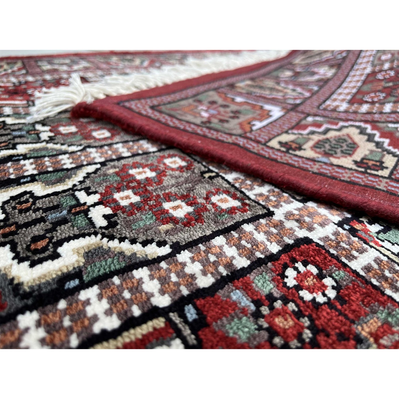 2.5x4 feet Hand Knotted Bamboo Silk Carpet Hamadan Red - Image 4