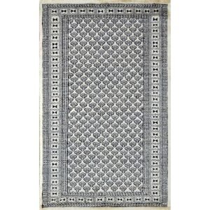 2.5x4 Feet White Handmade Wool Carpet