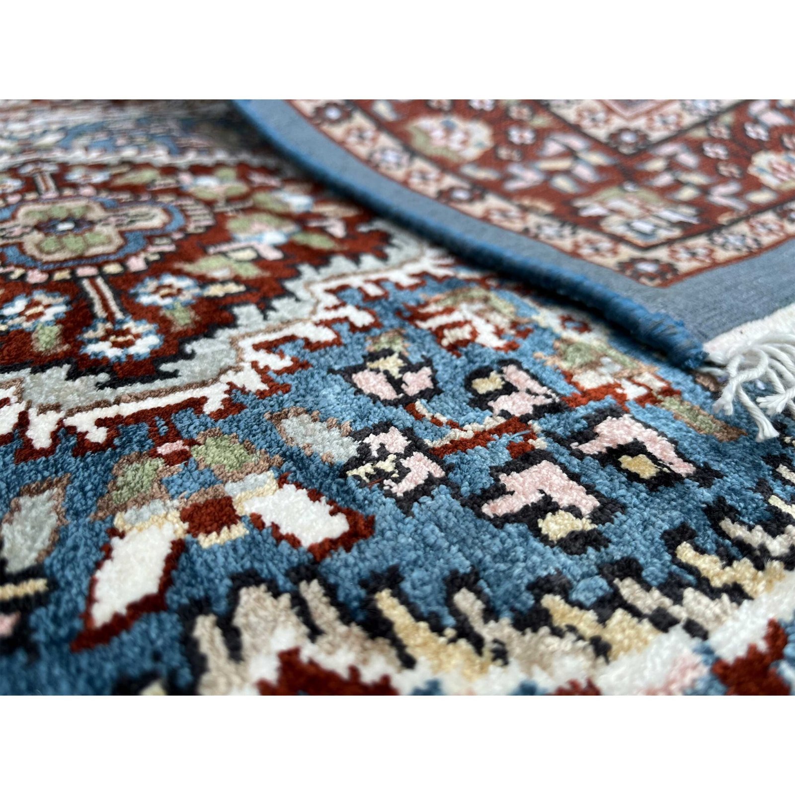 2.5x4 feet Hand Knotted Bamboo Silk Carpet Indopersian Bluish Gray - Image 5