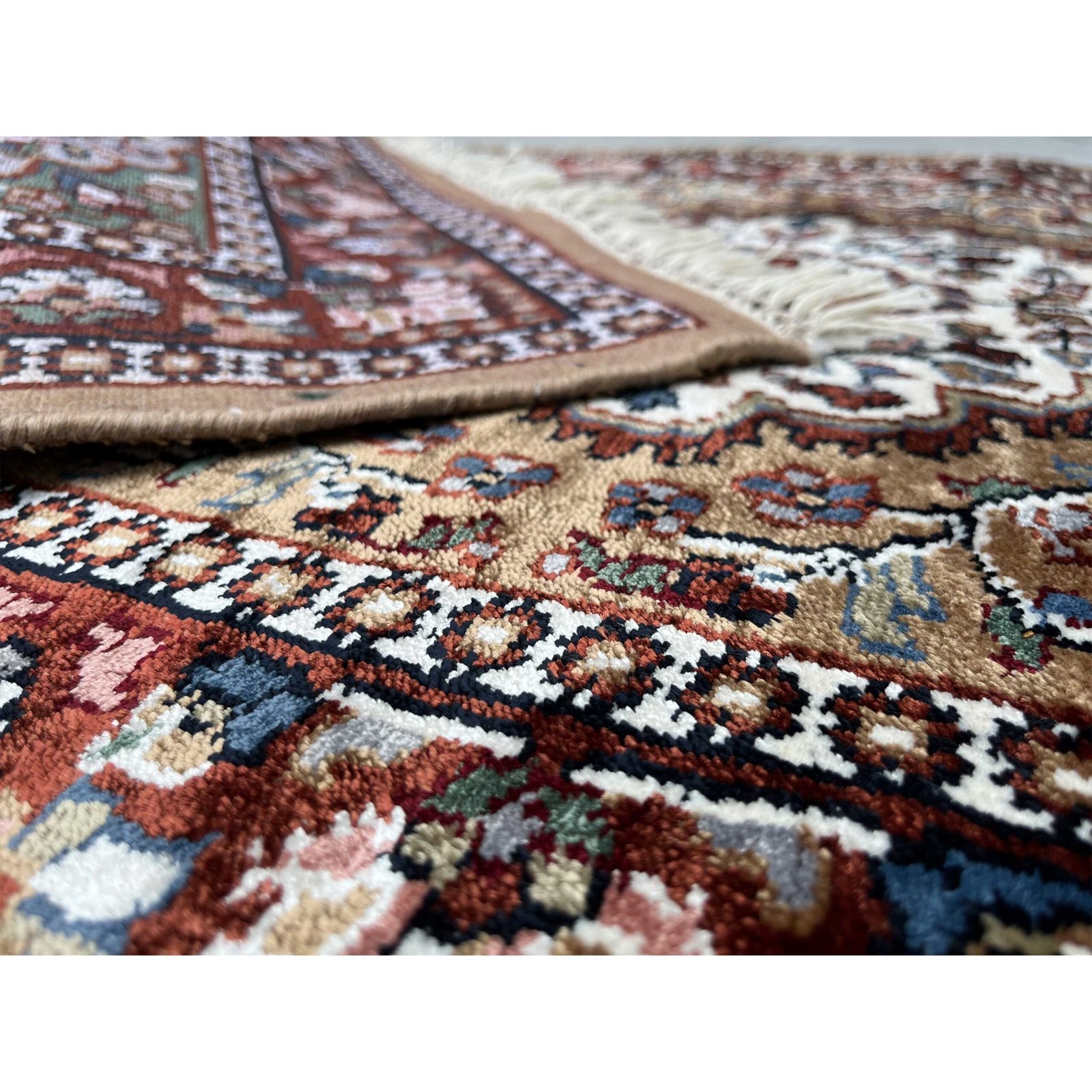 2.5x4 feet Hand Knotted Bamboo Silk Carpet Indopersian Copper - Image 4