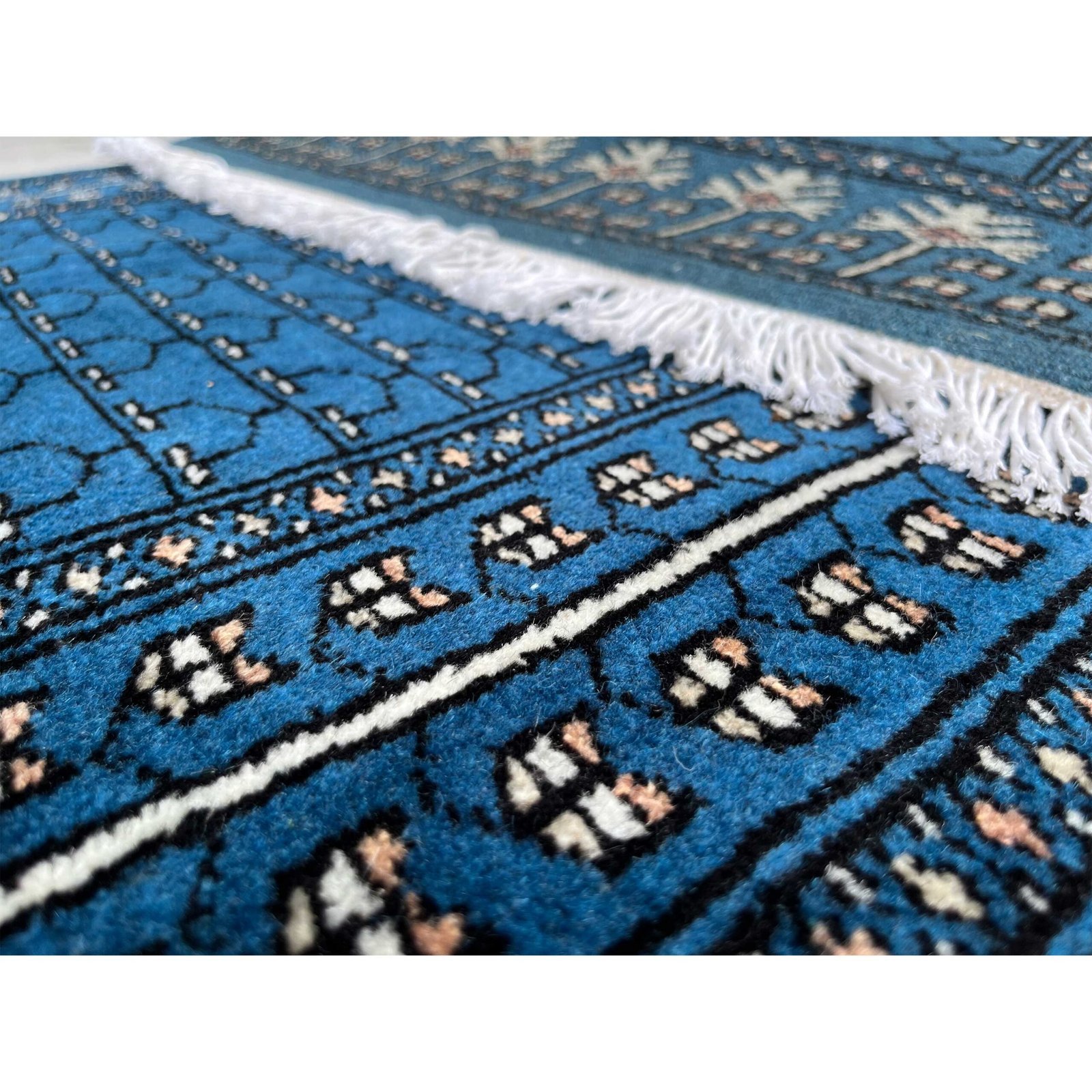 2.5x5 ft Hand Knotted Woolen Carpet Blue Parda - Image 6