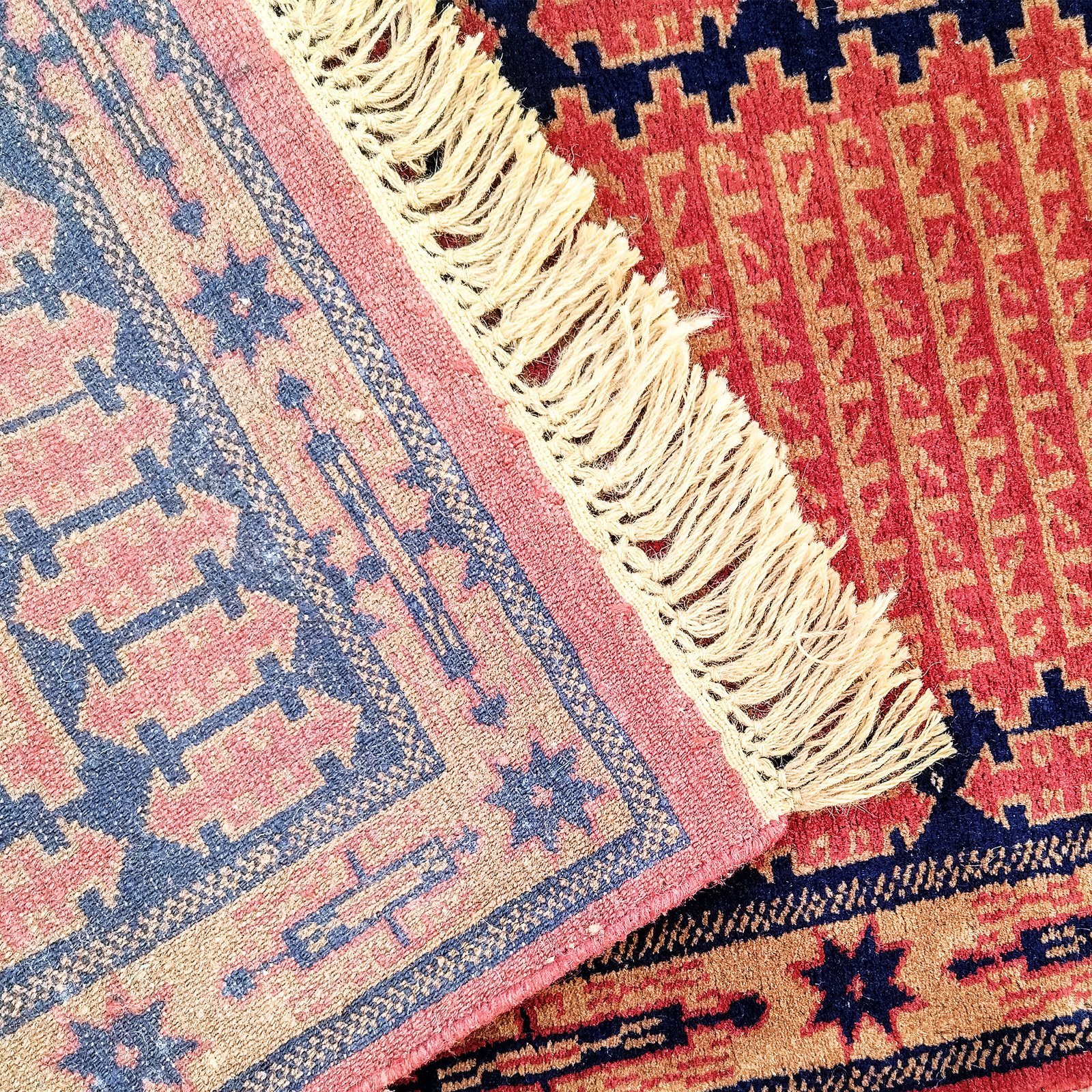 2x6 ft Hand Knotted Maroon Wool Runner Carpet (Kanta) - Image 4