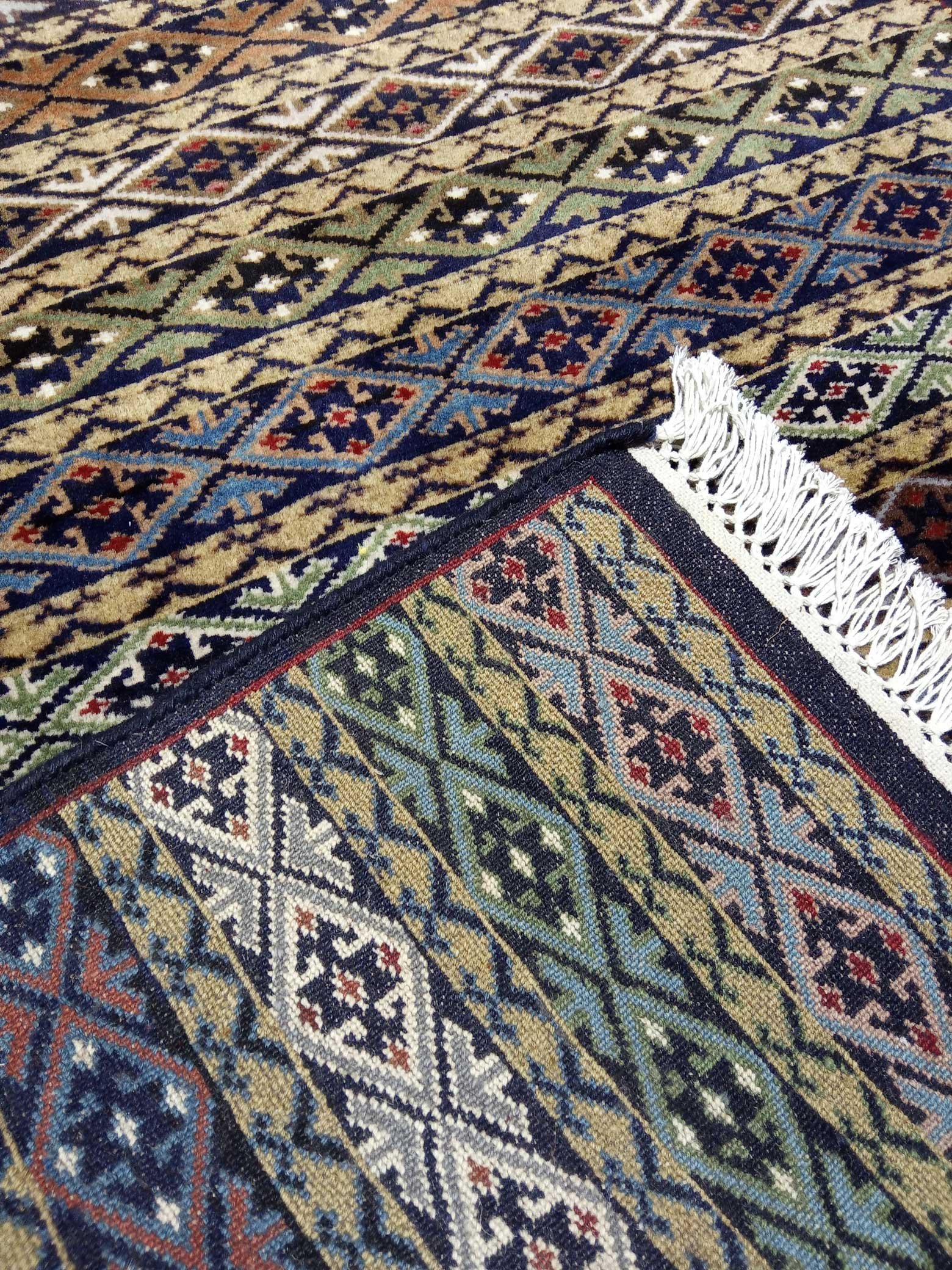3×5 feet Black & Multi Hand Knotted Wool Carpet Zanjeera - Image 5