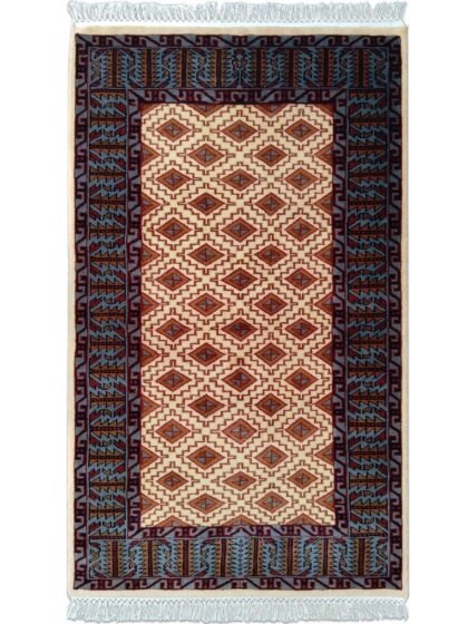 3x5 Feet White Hand Knotted Wool Carpet Burfi