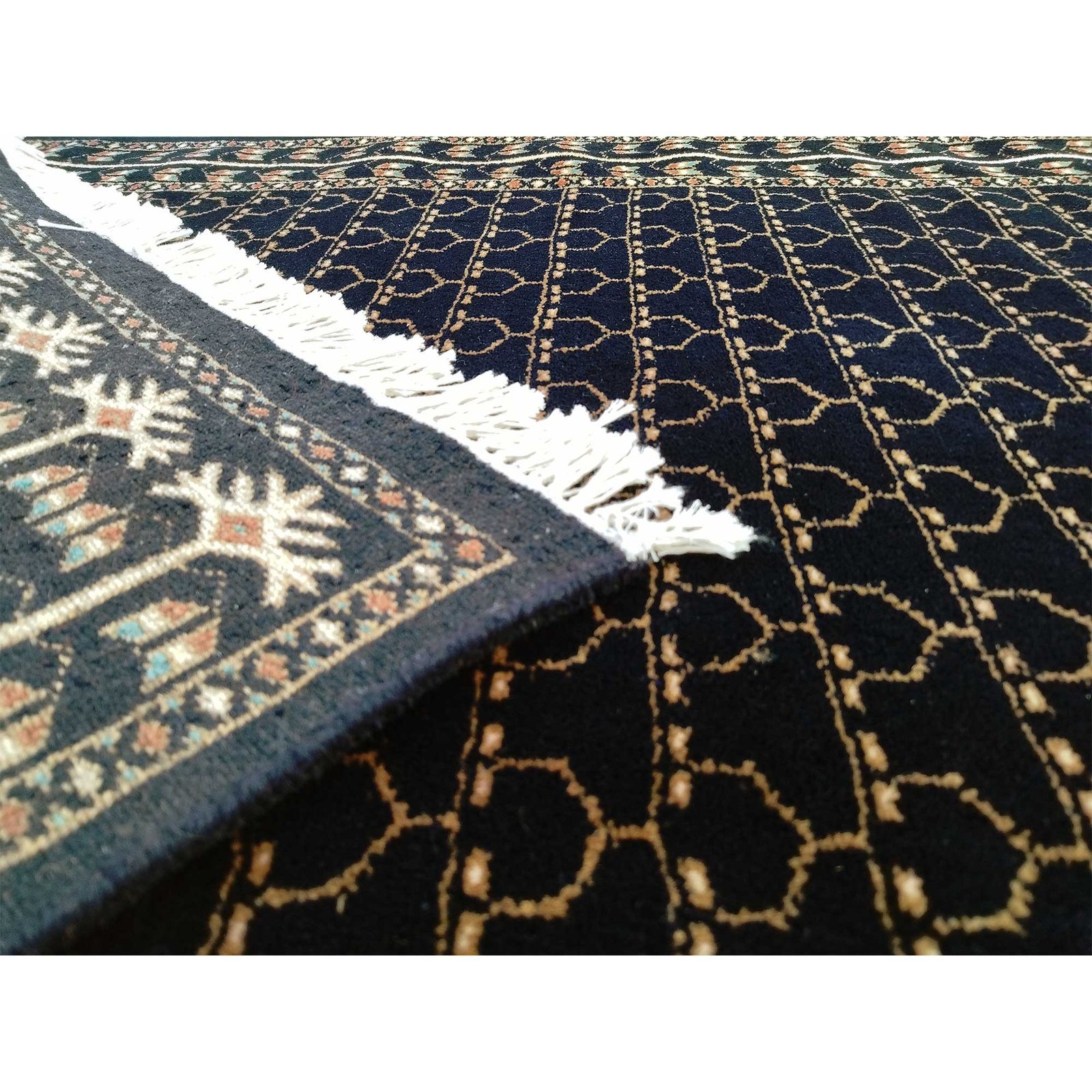 3x5 Feet Handmade Black Wool Carpet Parda - Image 3