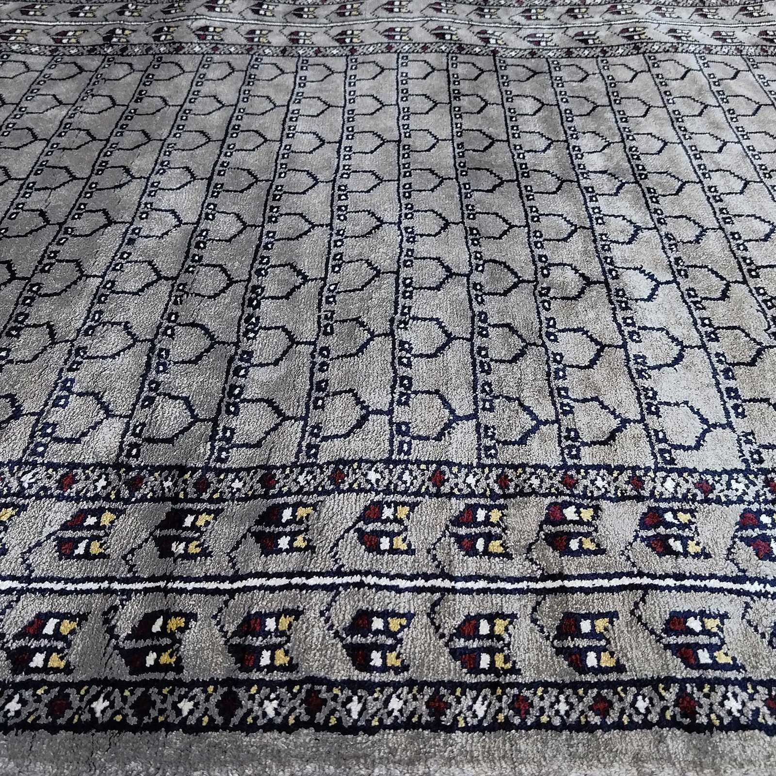 3x5 ft Hand Knotted Bamboo Silk Gray Carpet Parda - Image 6
