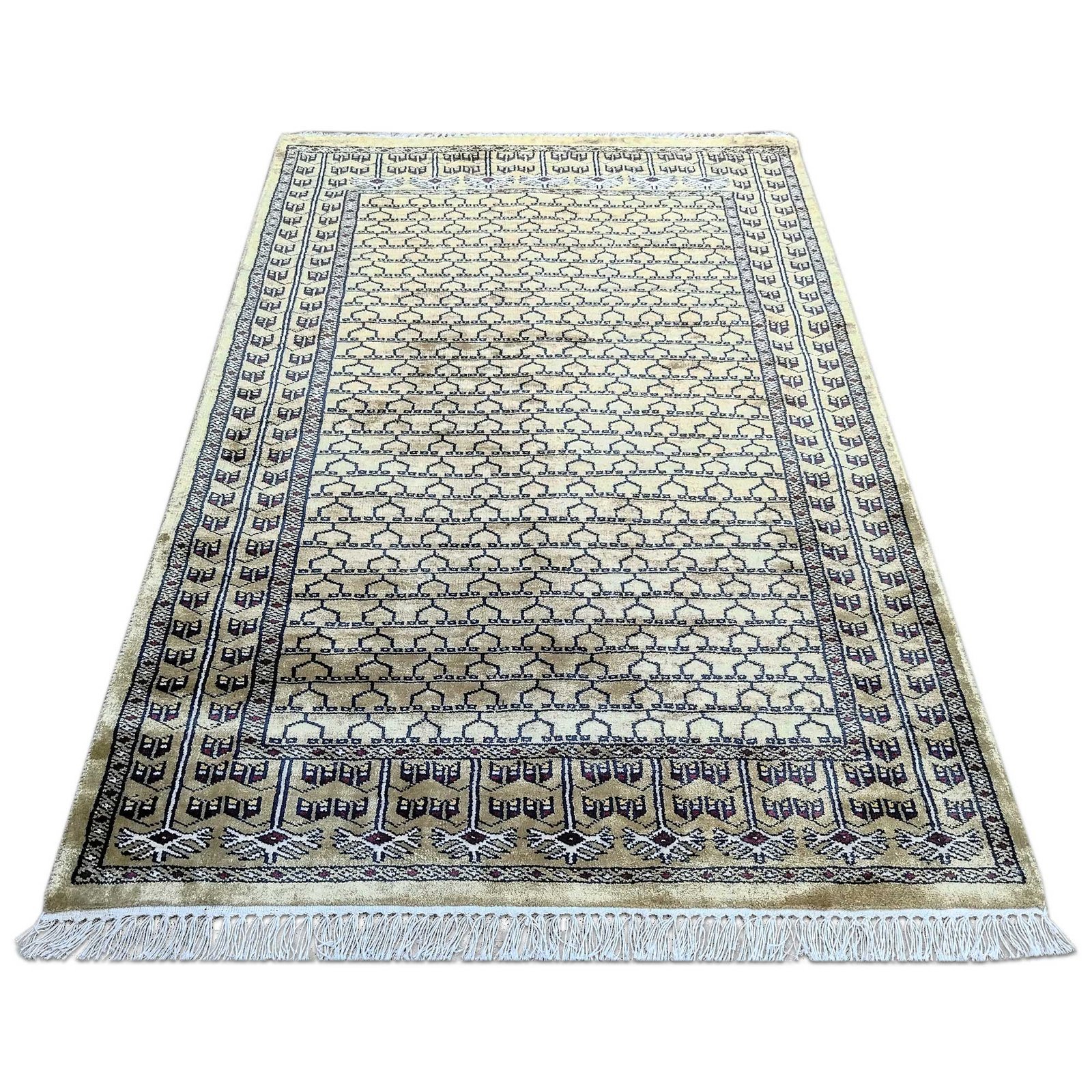 3x5 feet Hand Knotted Bamboo Silk Carpet Olive Parda - Image 4