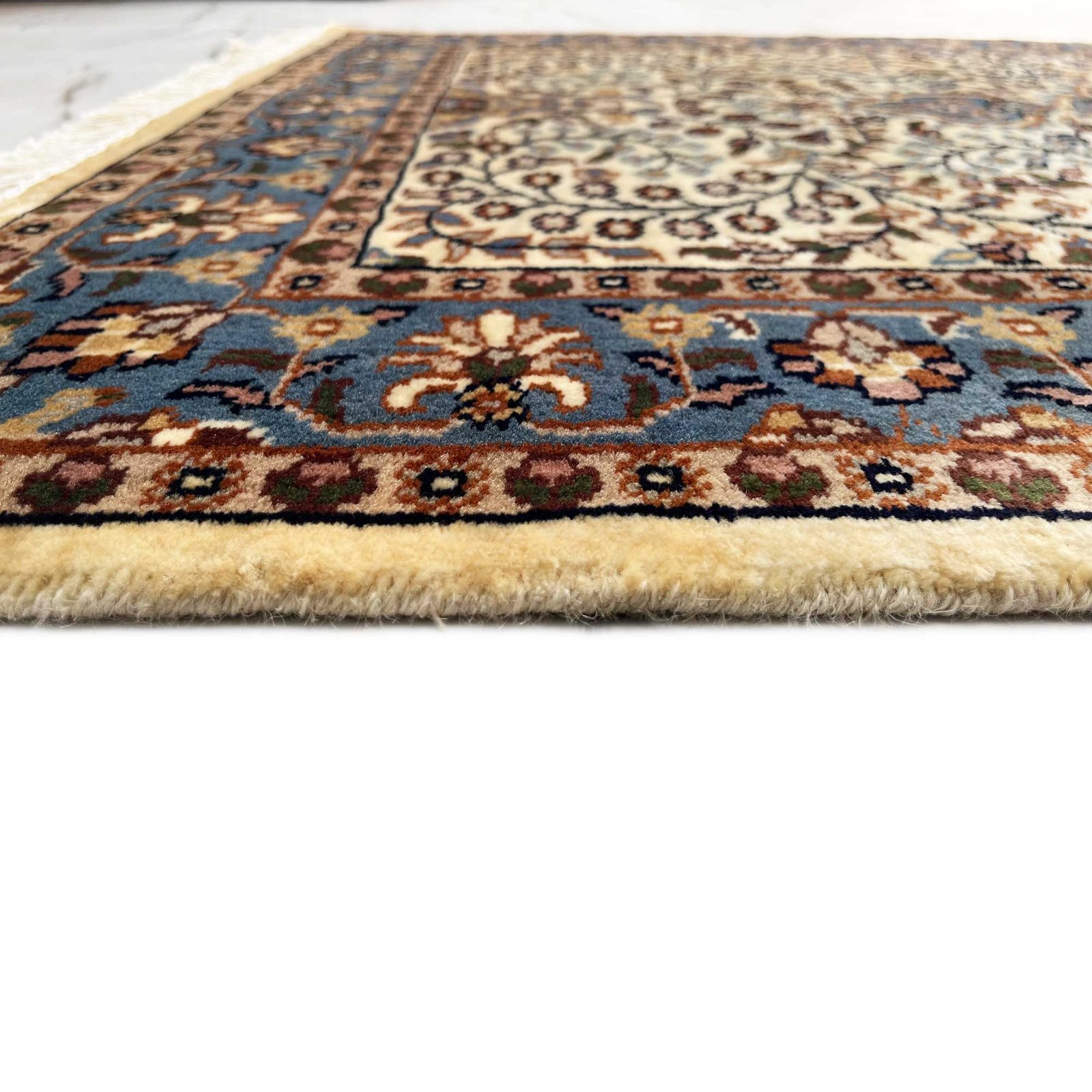 3x5 ft Hand Knotted Woolen Carpet Persian Ivory - Image 6