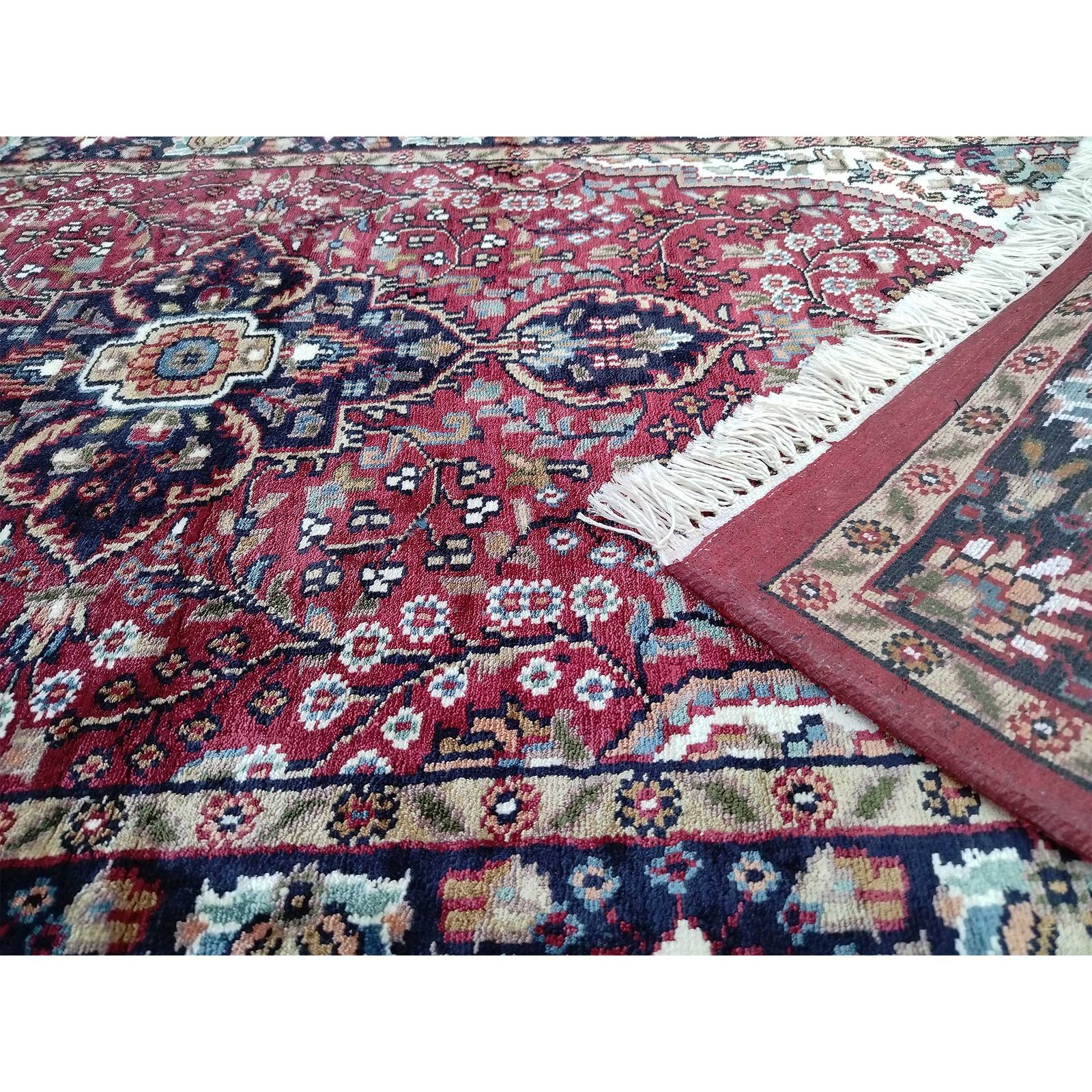 3x5 ft Maroon Hand Knotted Bamboo Silk Carpet - Image 5