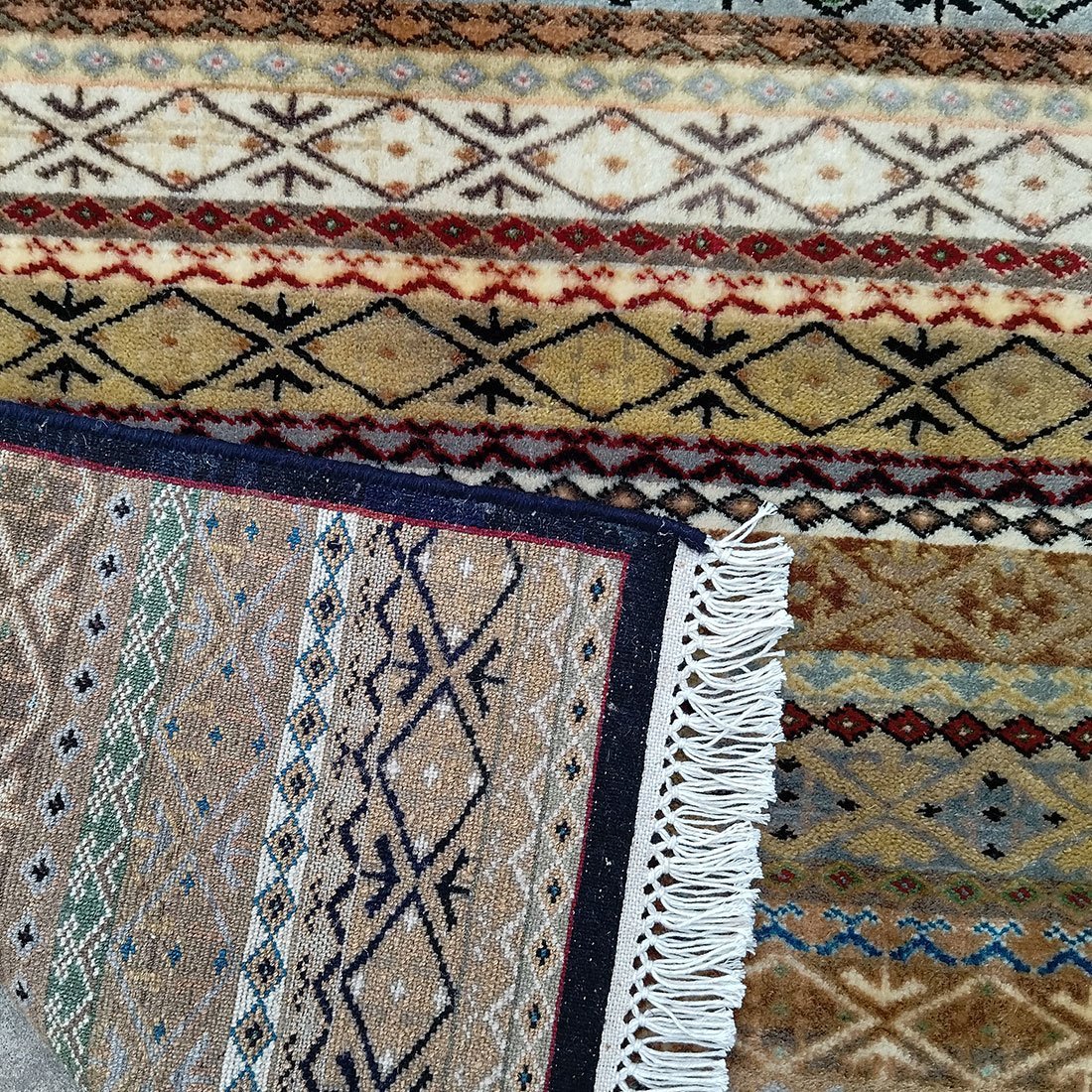 3×5 Feet Multicolor Hand Knotted Zanjeera Wool Carpet - Image 4