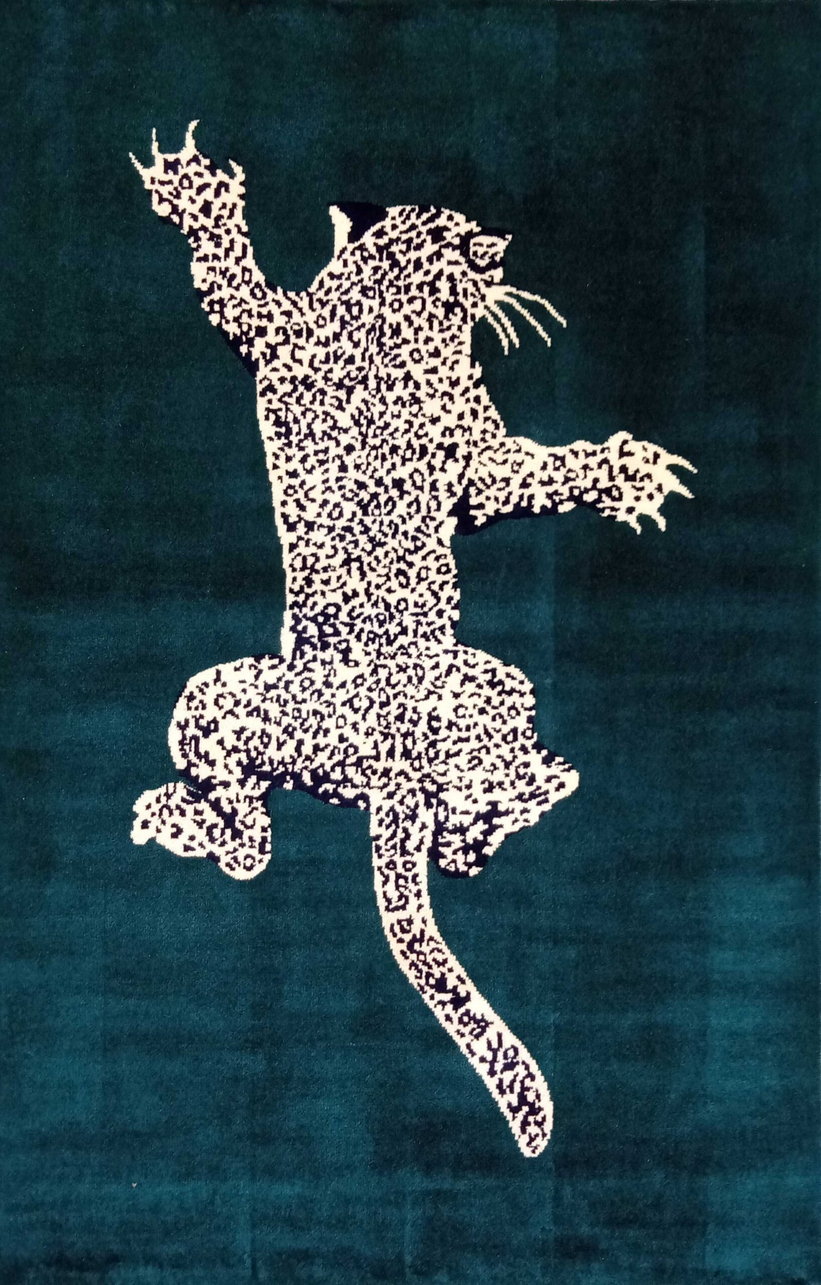 4x6 Feet Hand Knotted Climbing Leopard Carpet Green - Image 2