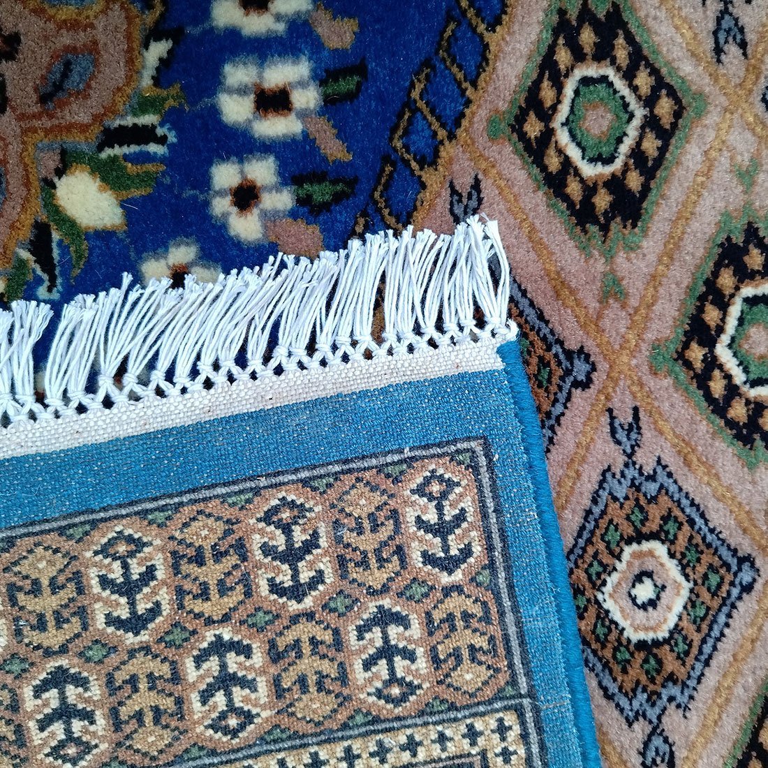 4×6 Feet Royal Blue Hand Knotted Prince Bukhara Wool Carpet - Image 5