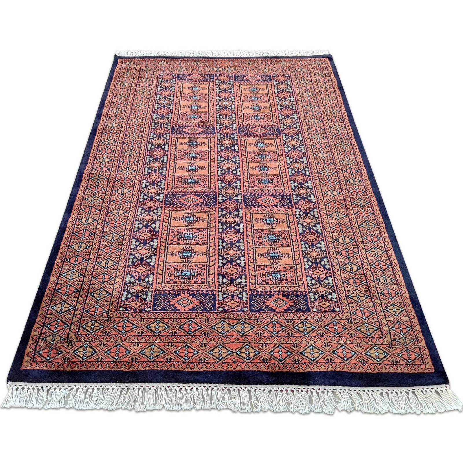 4x6 ft Black Hand Knotted Wool Carpet - Image 6