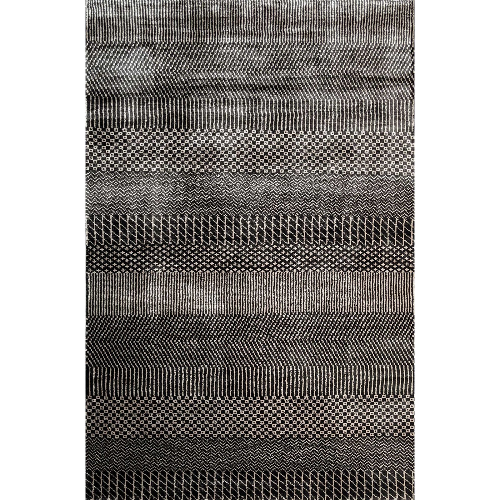 4x6 feet Hand Knotted Bamboo Silk Carpet Black and Gray Grass