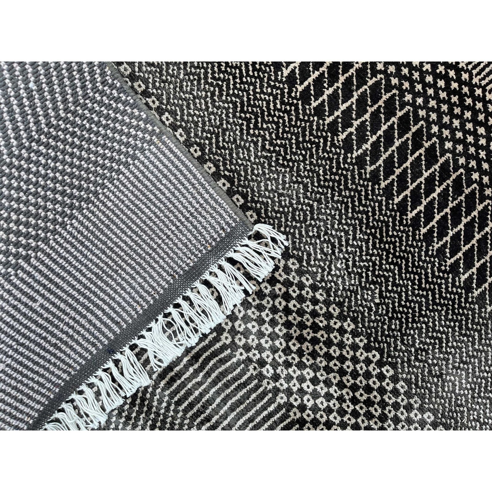 4x6 feet Hand Knotted Bamboo Silk Carpet Black and Gray Grass - Image 4