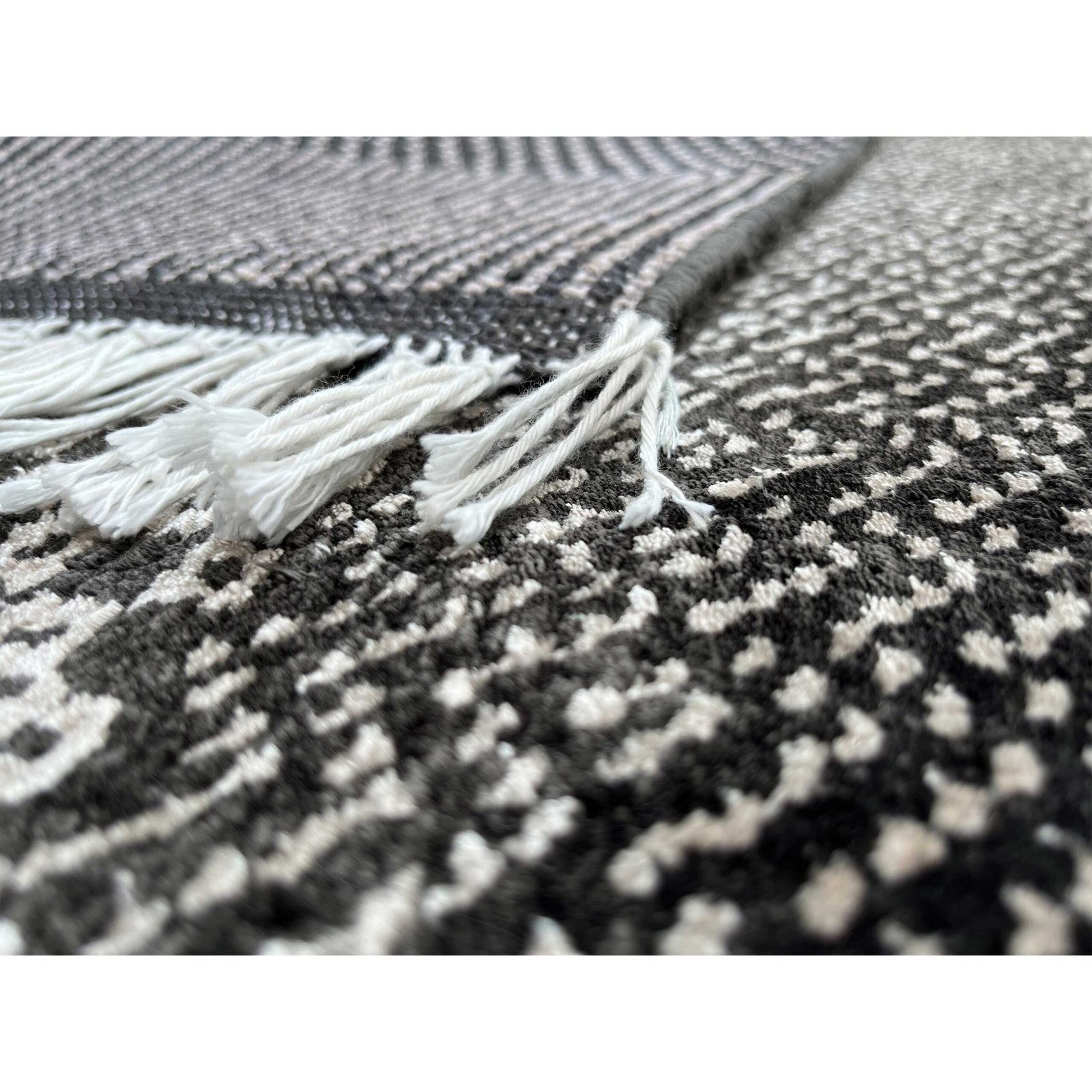 4x6 feet Hand Knotted Bamboo Silk Carpet Black and Gray Grass - Image 3