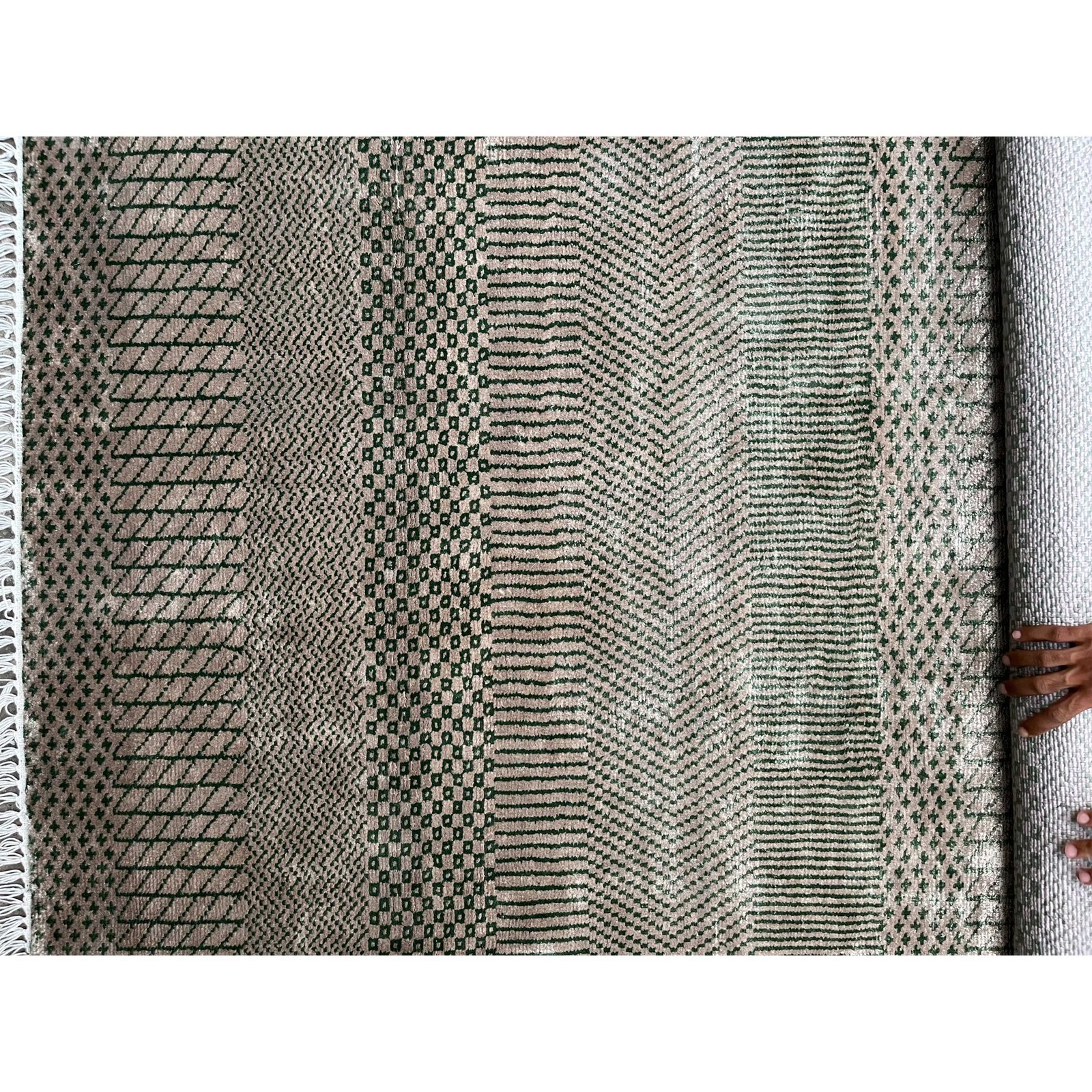 4x6 ft Hand Knotted Modern Carpet Beige Grass Design - Image 3