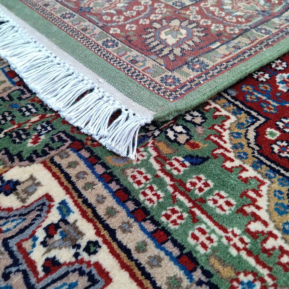 4×6 Feet Green Hand Knotted Persian Wool Carpet - Image 3