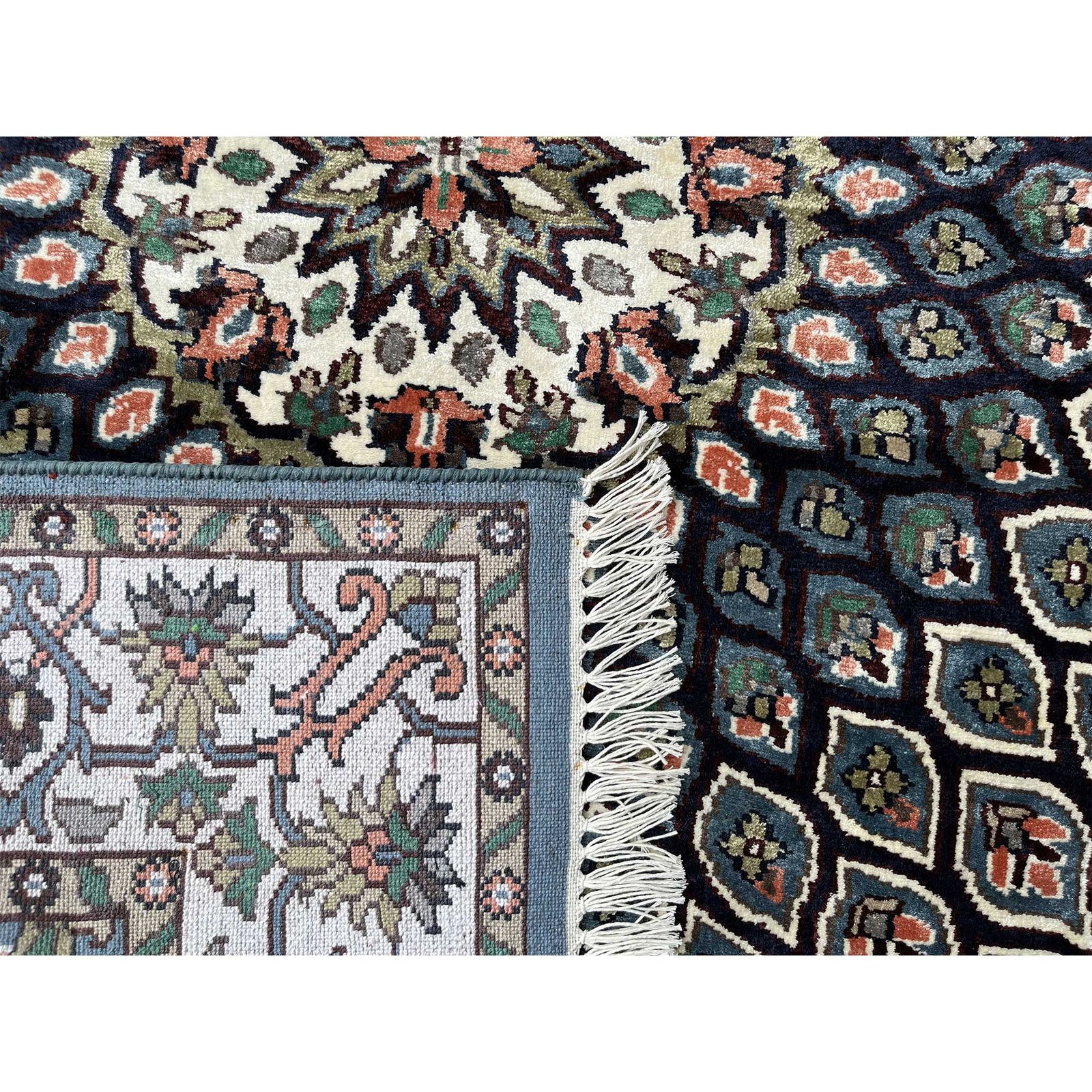 4x6 Feet Hand Knotted Bamboo Silk Blue Carpet Gumbad - Image 4