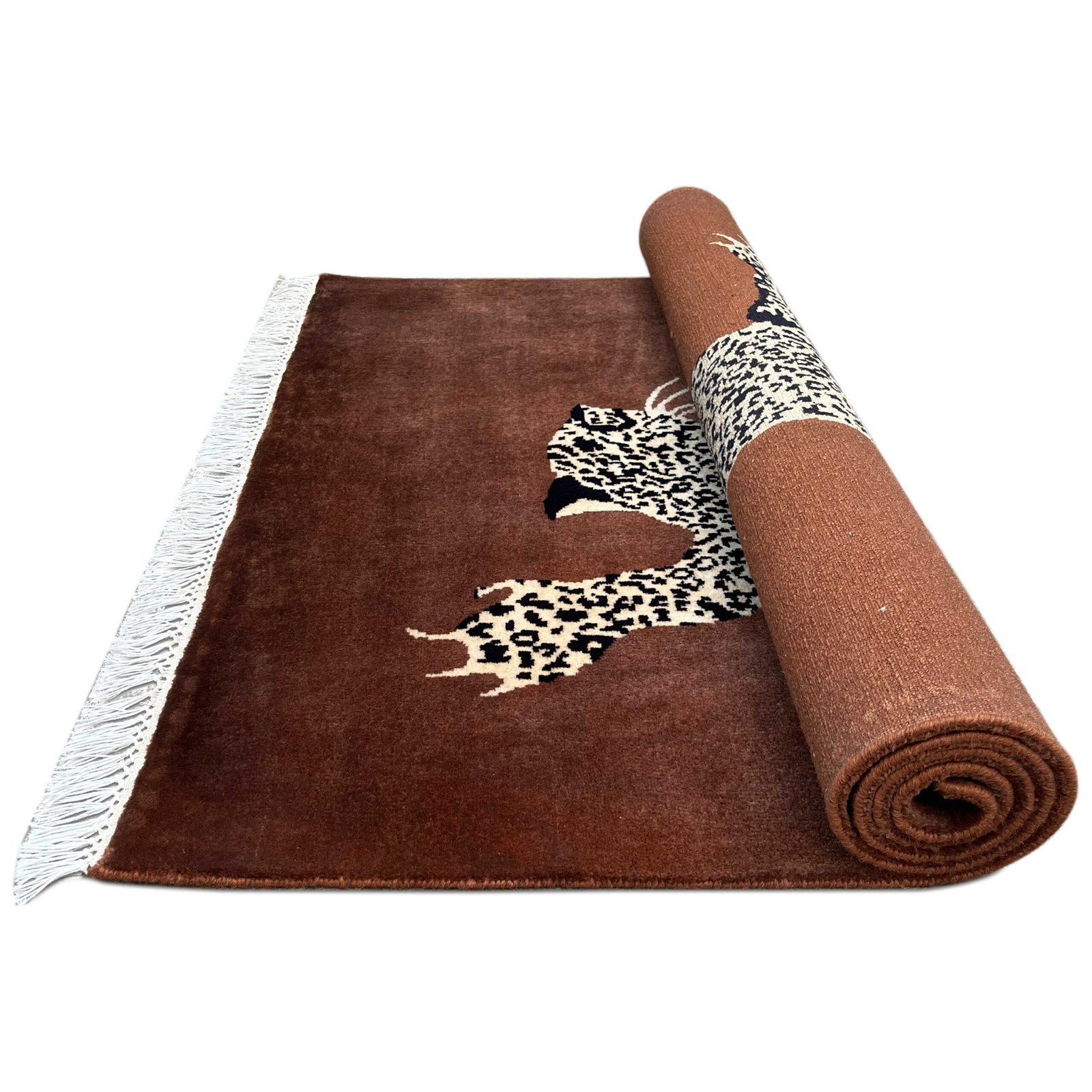 4x6 ft Hand Knotted Woolen Carpet Copper Leopard - Image 4