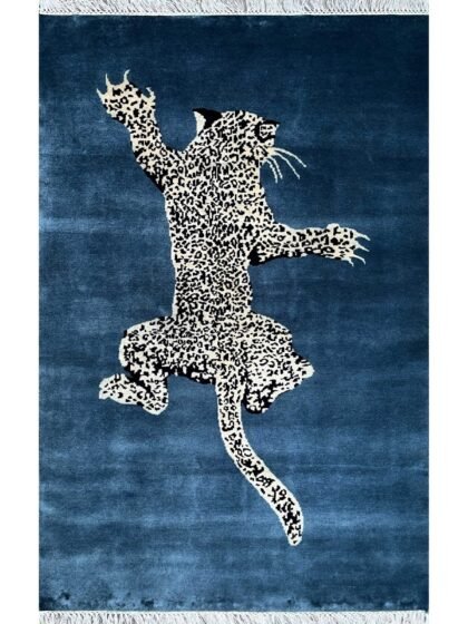 4x6 ft Hand Knotted Wool Carpet Bluish Gray Leopard