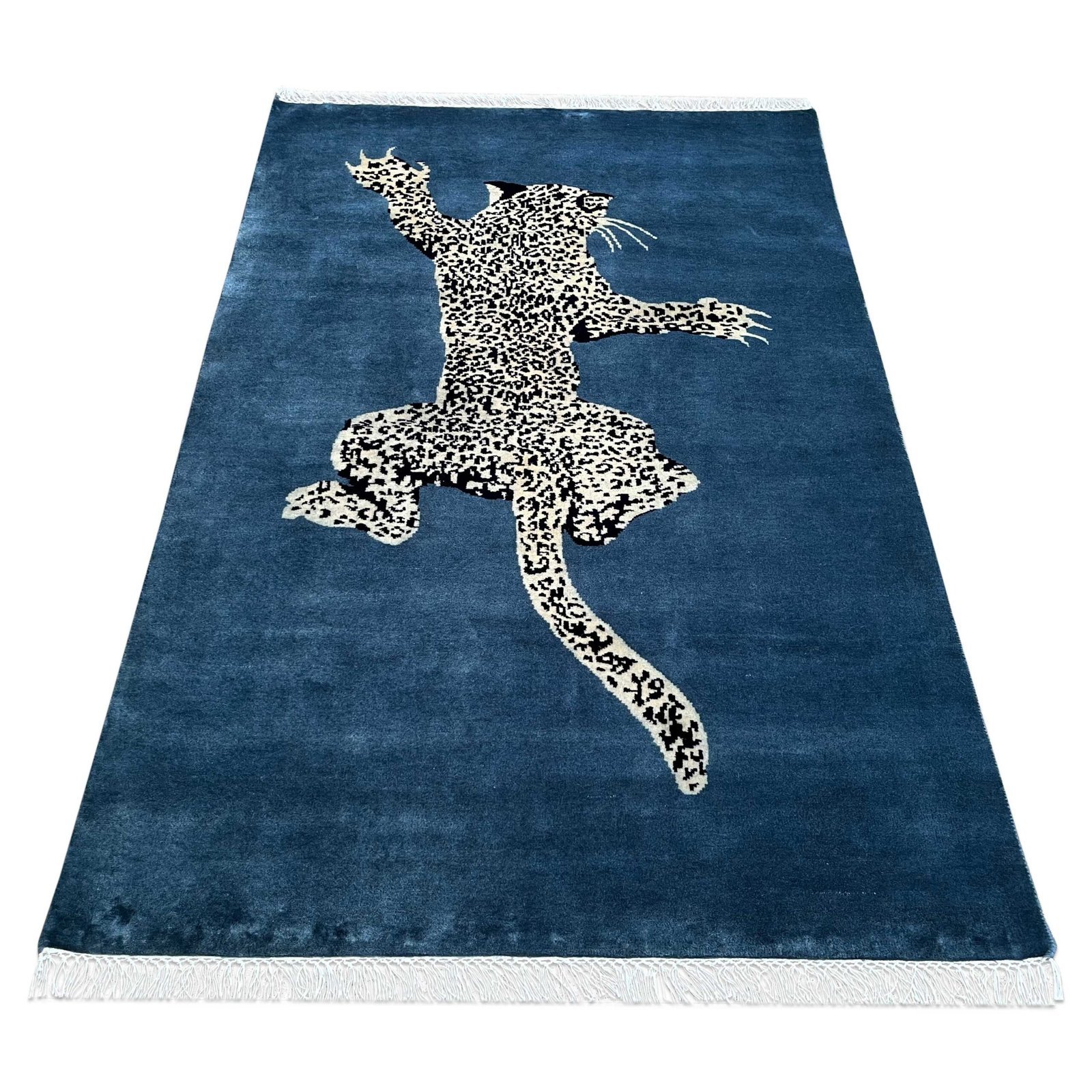 4x6 ft Hand Knotted Wool Carpet Bluish Gray Leopard - Image 10