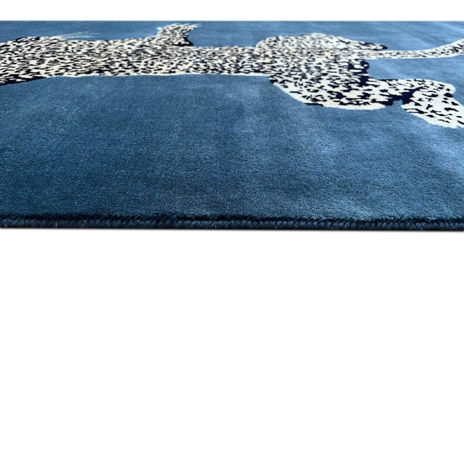 4x6 ft Hand Knotted Wool Carpet Bluish Gray Leopard - Image 6