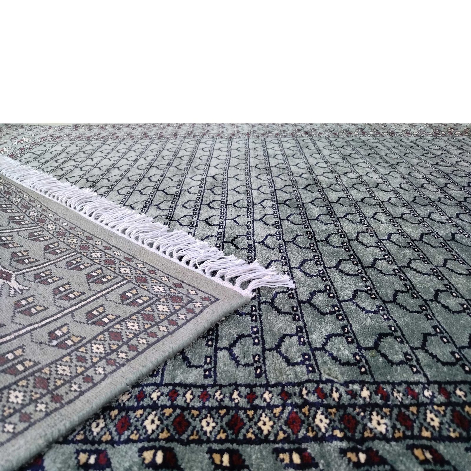 4x6 ft Hand Knotted Royal Grey Bamboo Silk Carpet - Image 7
