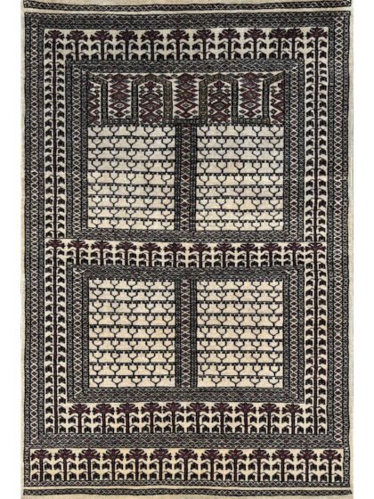 4x6 Feet White Hand Knotted Wool Carpet Parda