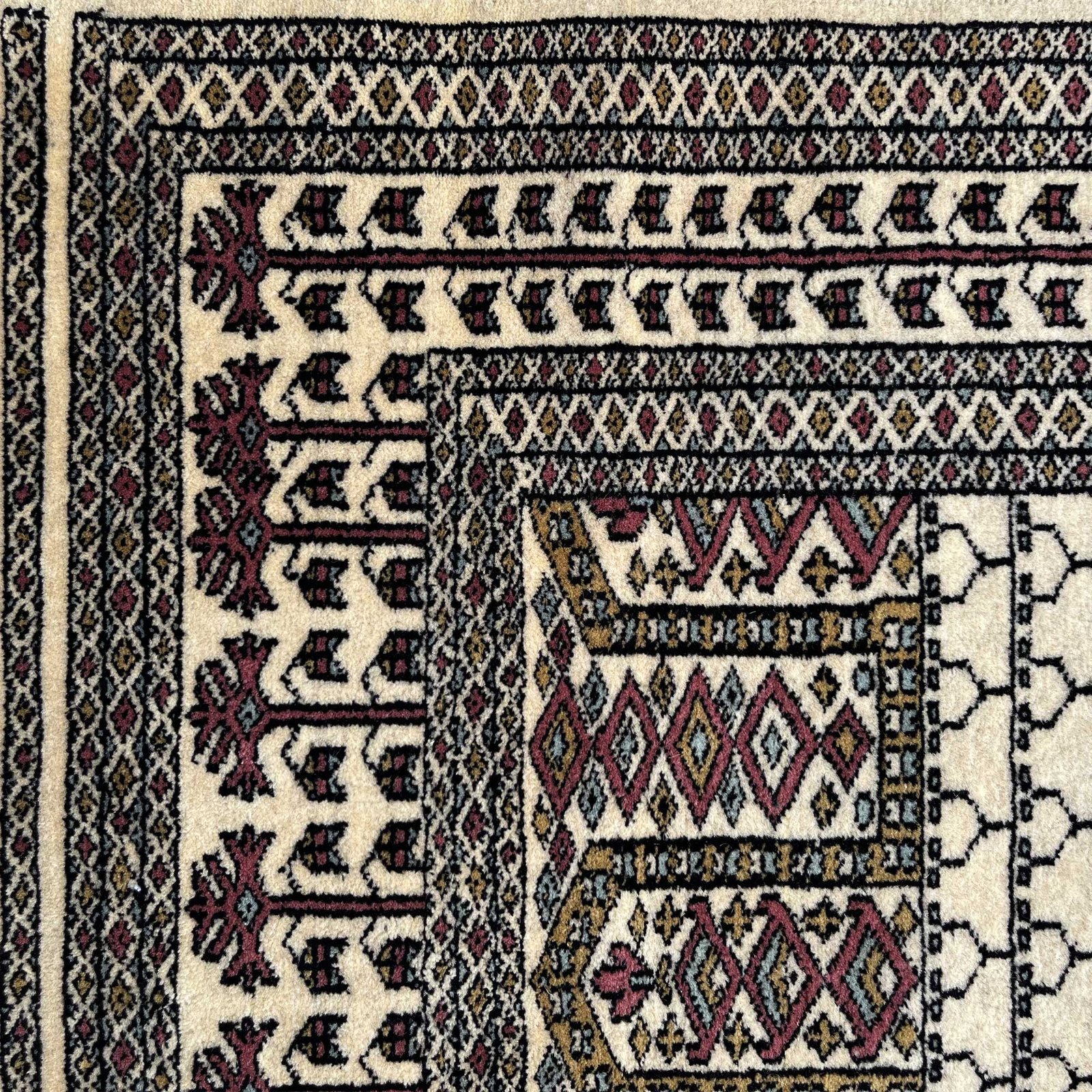 4x6 Feet White Hand Knotted Wool Carpet Parda - Image 5