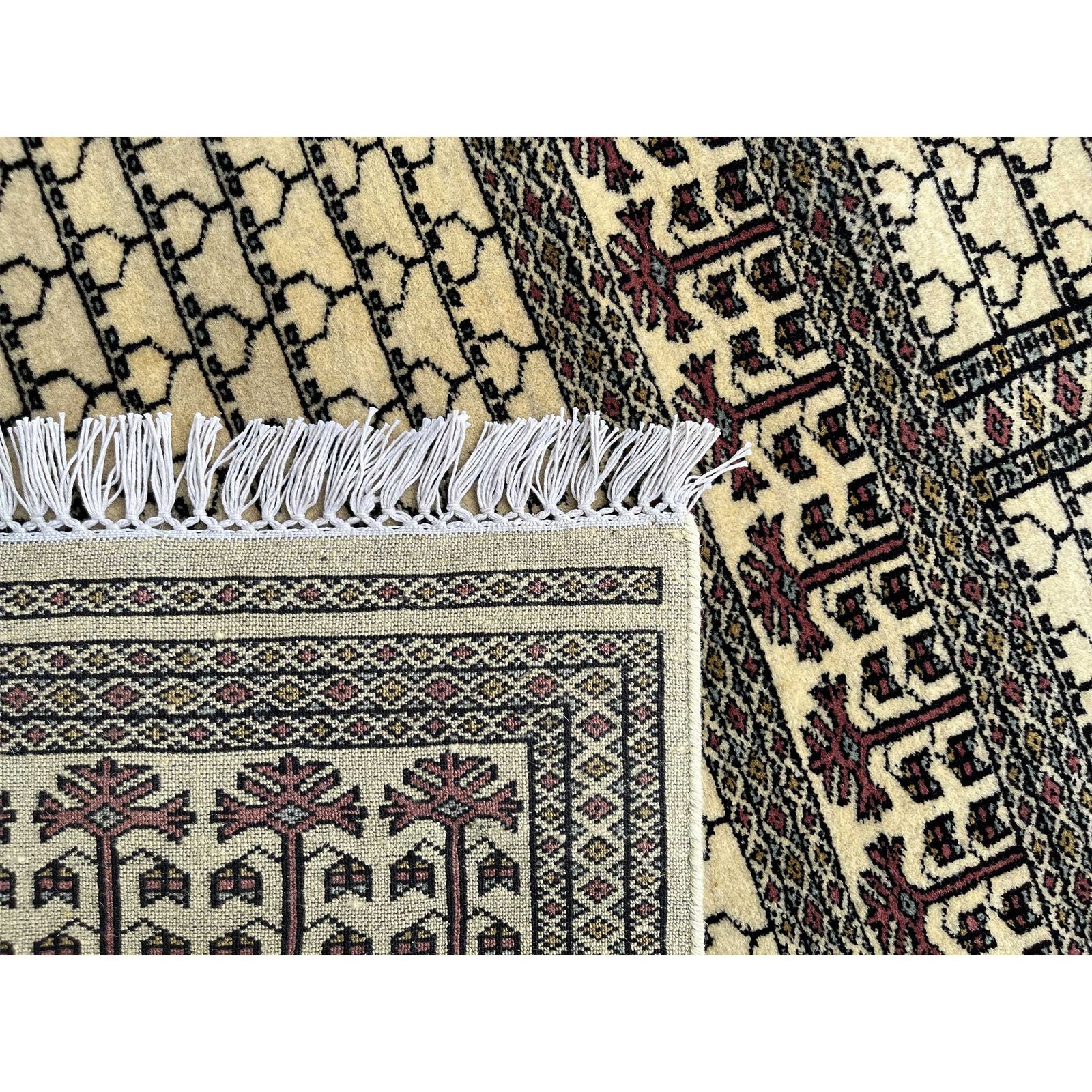 4x6 Feet White Hand Knotted Wool Carpet Parda - Image 6