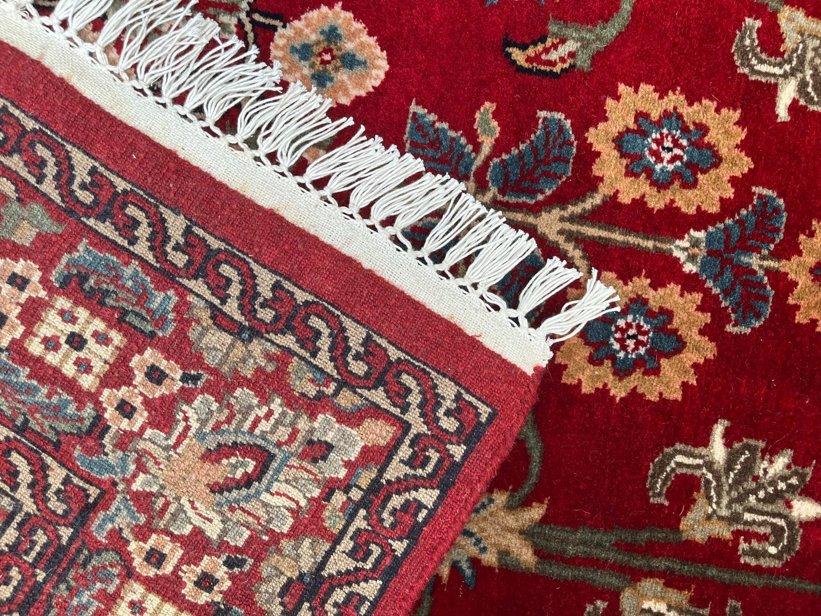 4x6 ft Hand Knotted Wool Carpet Floral Red - Image 3