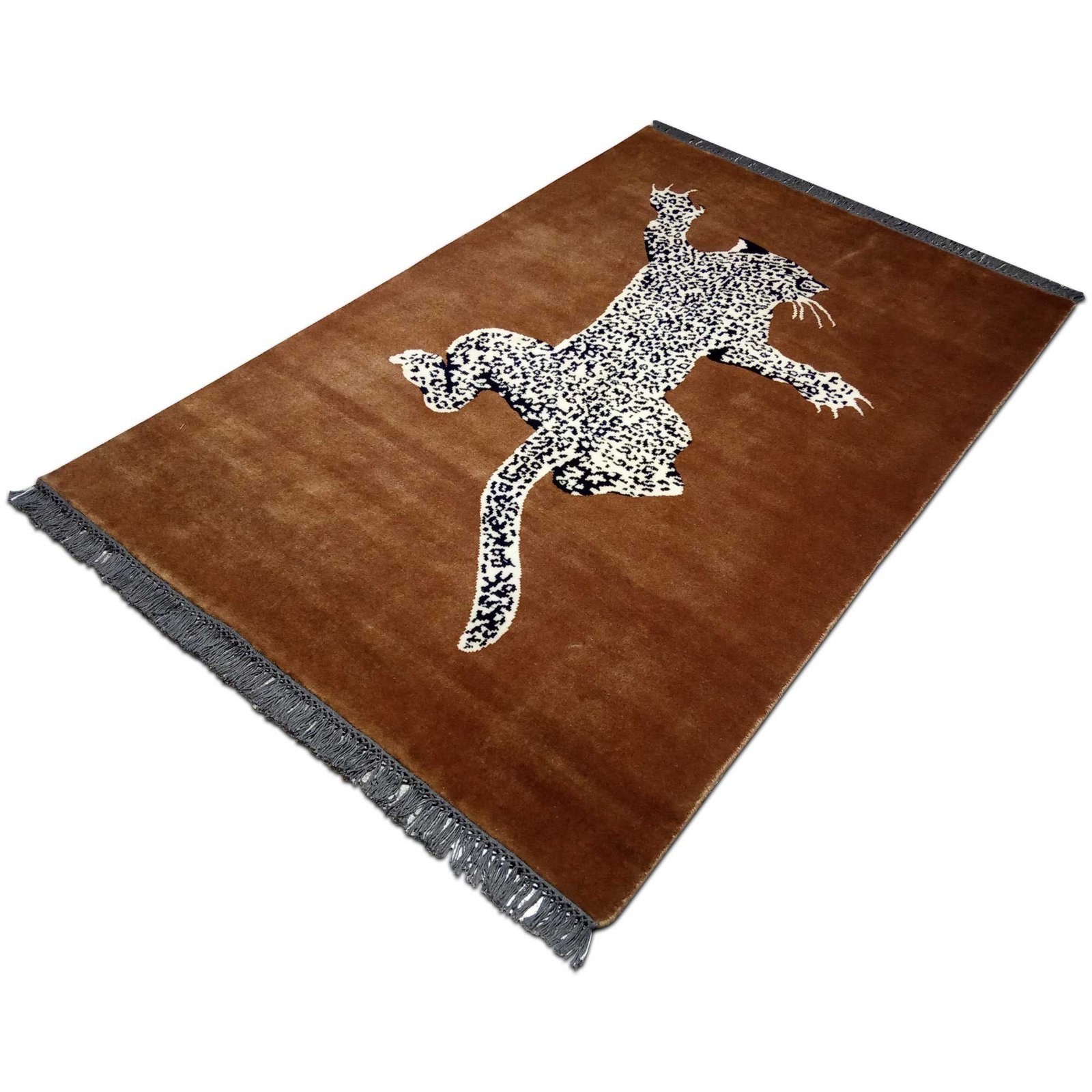 4x6 Feet Hand Knotted Climbing Leopard Wool Carpet Copper - Image 3