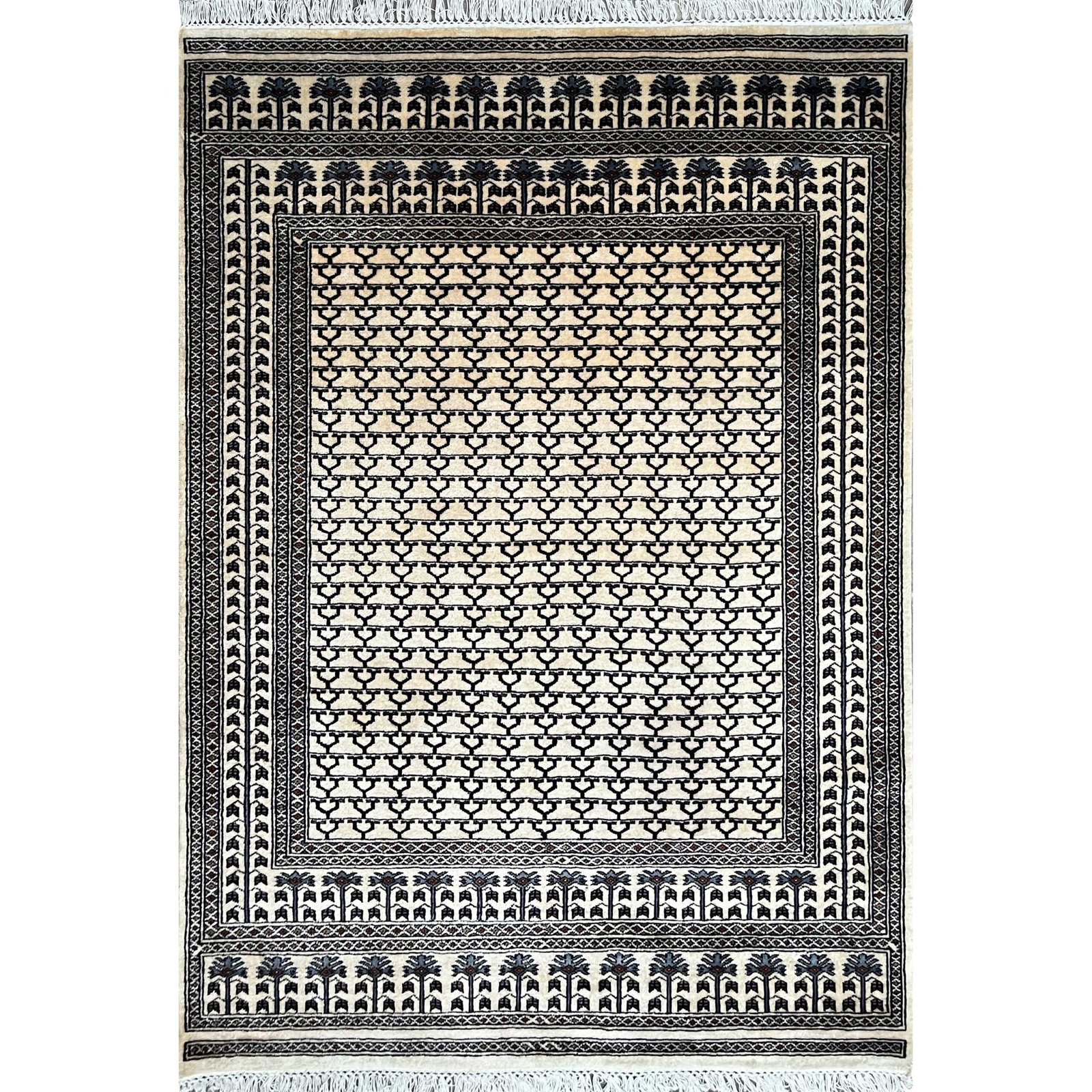 5x7 ft Hand Knotted Wool Carpet White Parda