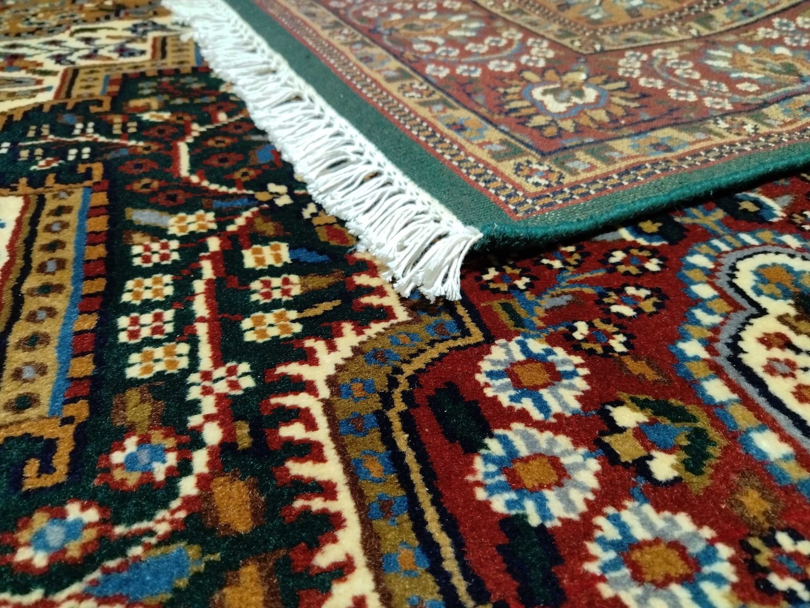 5×7 feet Green Hand Knotted Persian Carpet Wool - Image 5