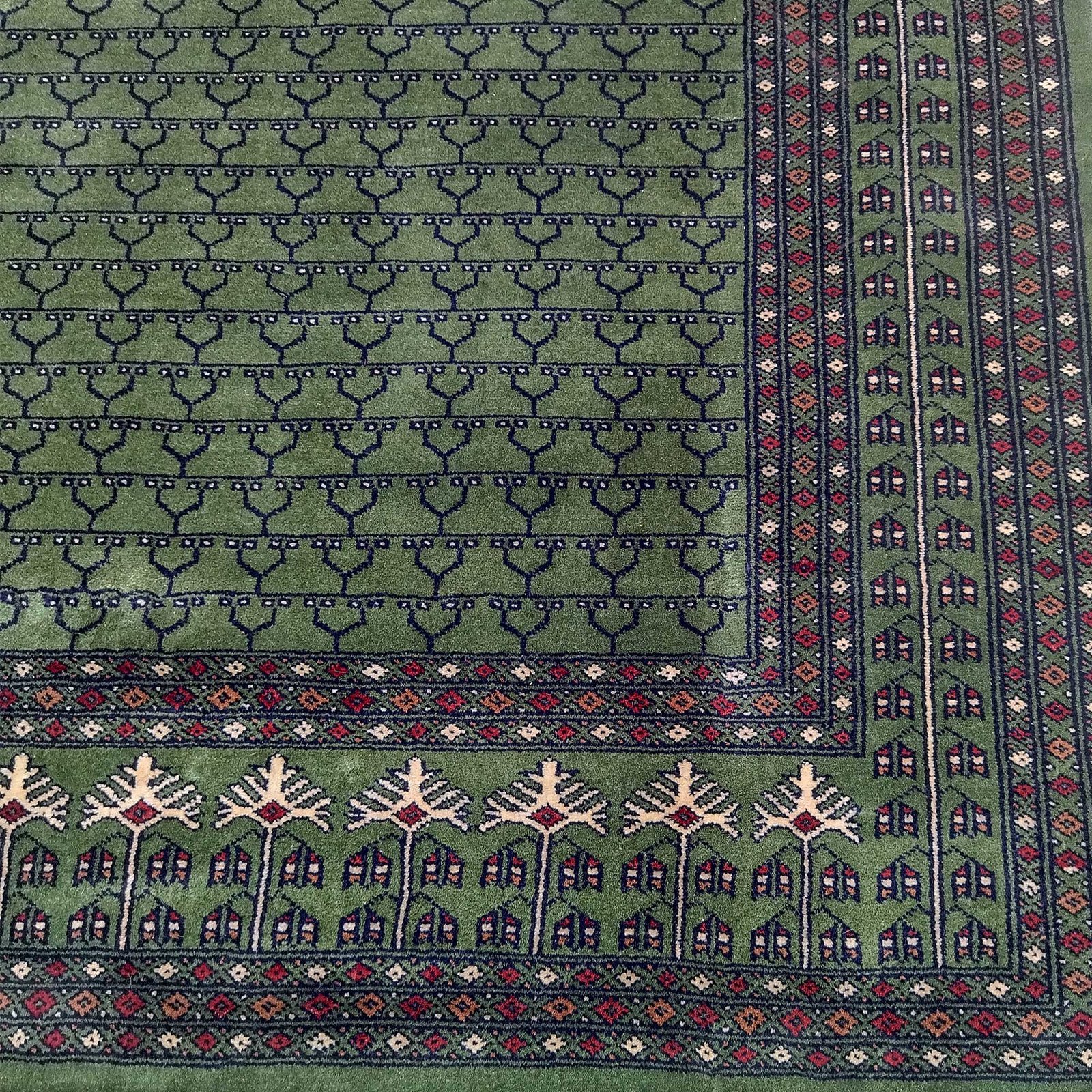 8x10 ft Green Hand Knotted Wool Carpet - Image 2