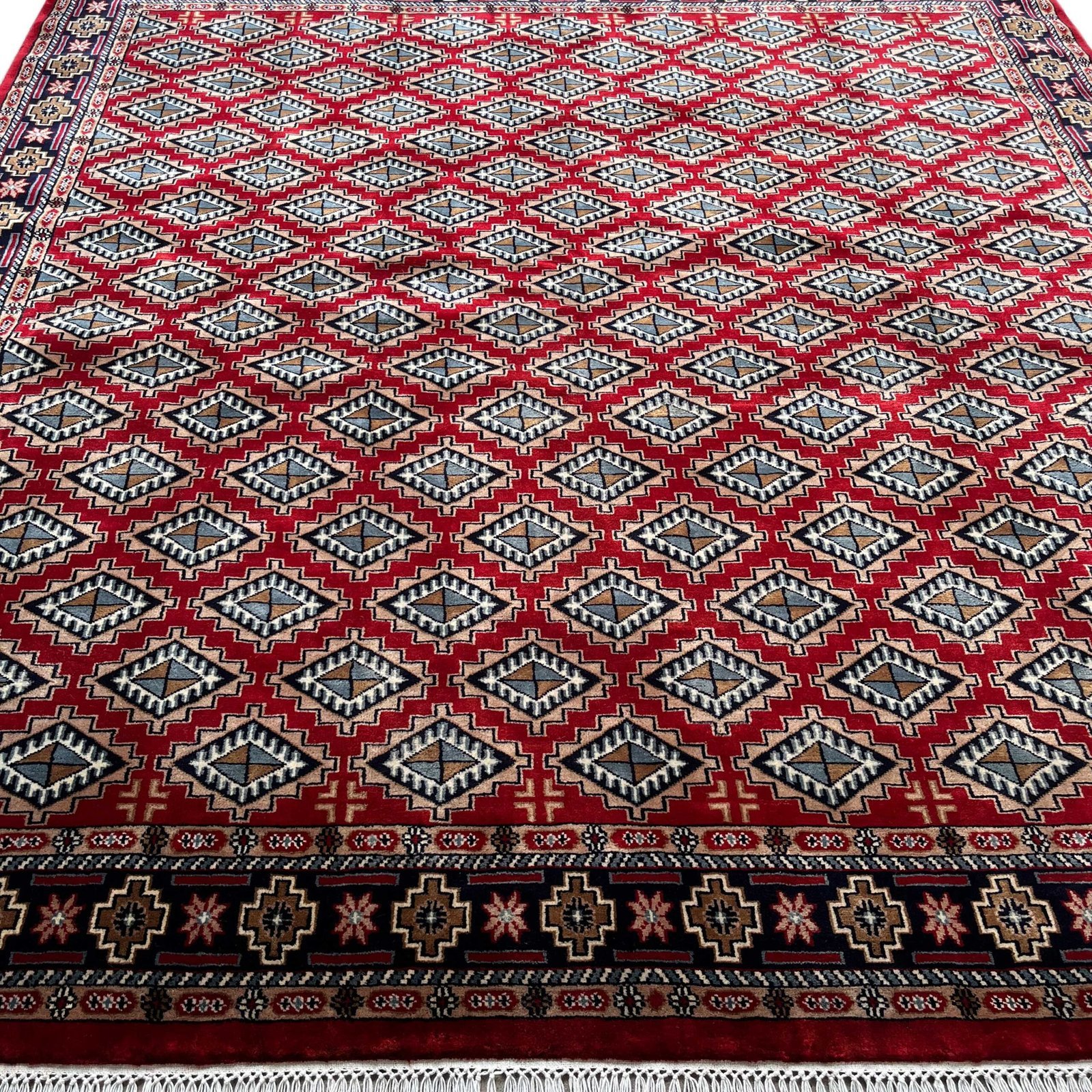 8x8 ft Hand Knotted Wool Carpet Red Barfi - Image 4