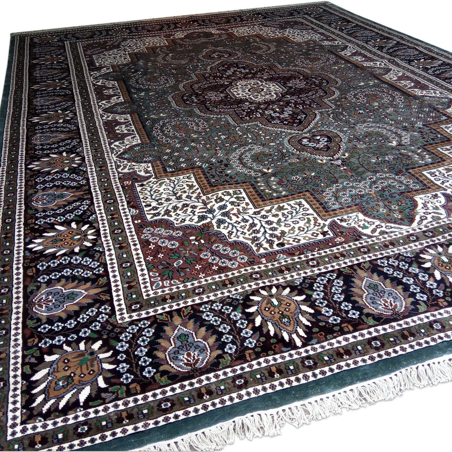 9×12 ft Hand Knotted Gray Indo-Persian Bamboo Silk Carpet - Image 4