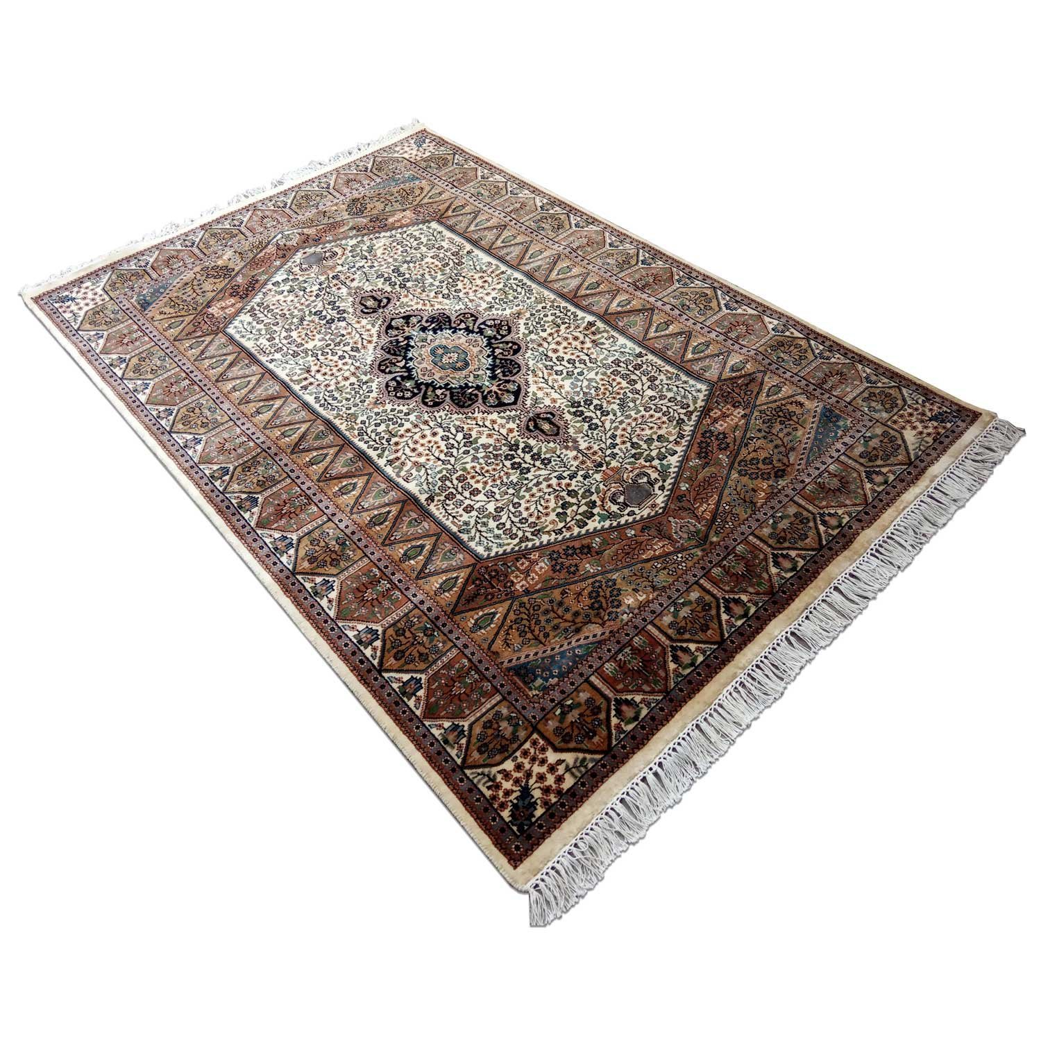 5×7 ft White Hand Knotted Persian Carpet Wool - Image 5